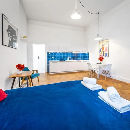 Apartment 2bcomfy - Nad Niprem *